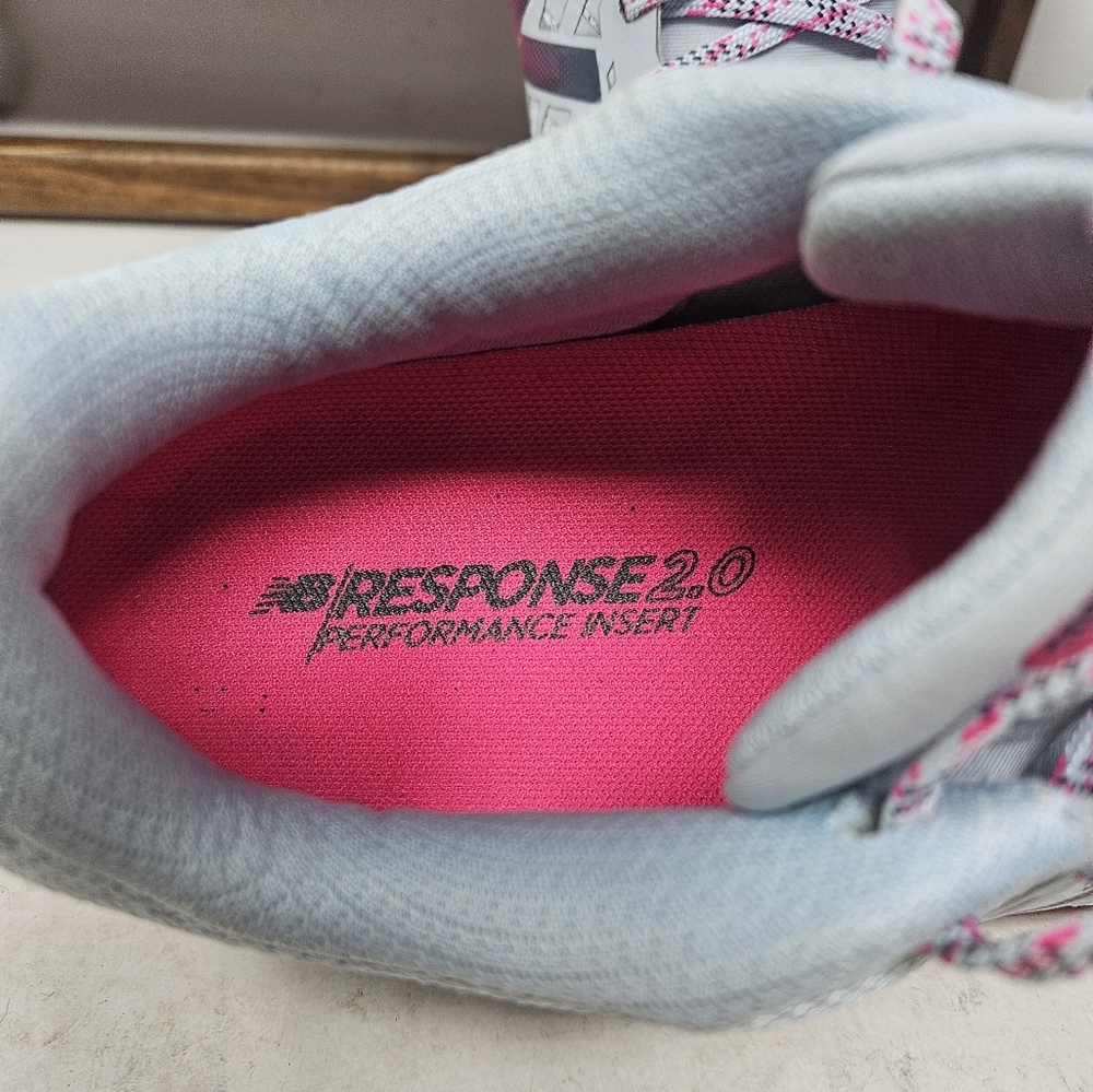 Size 7 - New Balance women's Respone 2.0 Nitrel Gray - Picture 5 of 8
